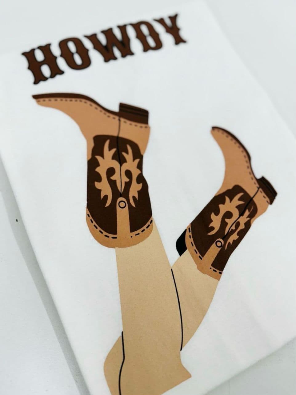 T-shirt over miniatura 3